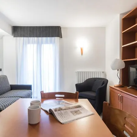 Pizzo Scalino Hotel