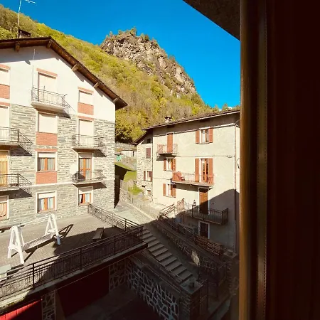 Pizzo Scalino Hotel Premolo