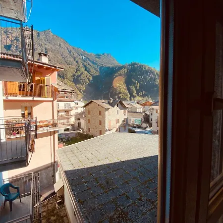 Pizzo Scalino Hotel 4*