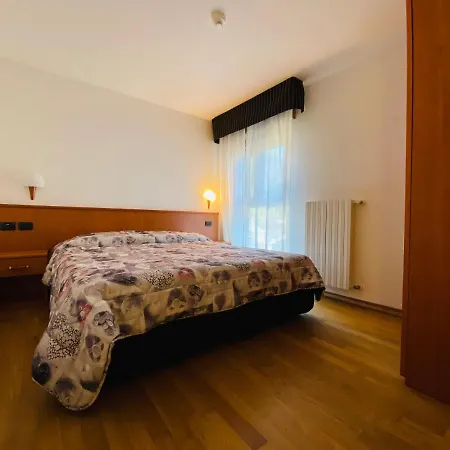 Hotel Pizzo Scalino 4*