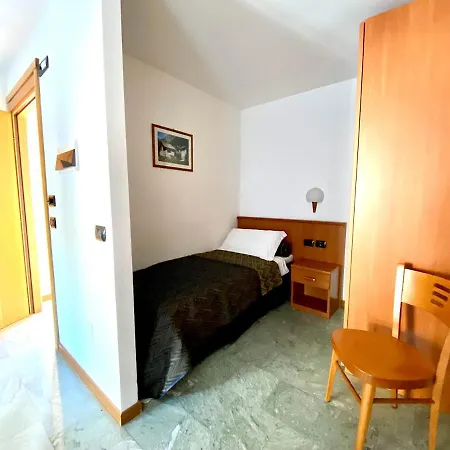 Pizzo Scalino Hotel Chiesa in Valmalenco